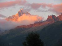 Zachód słońca z pola namiotowego Les Houches
